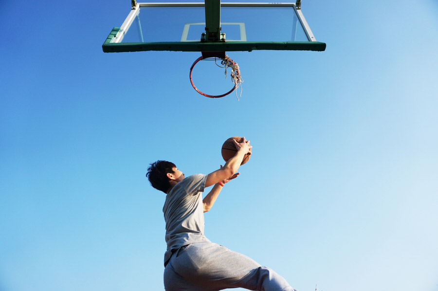 BASKETBALL
